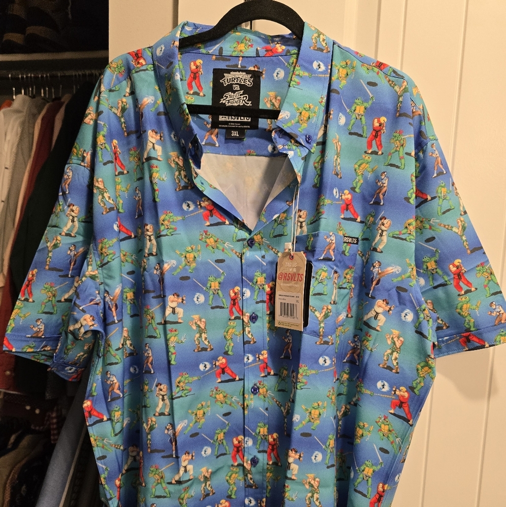 RSVLTS "Battle of the Bits" TMNT vs Street Fighter Shirt NWT